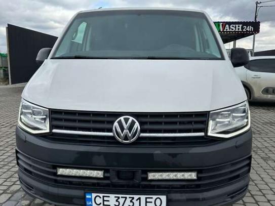 Volkswagen Transporter                     2017г. в рассрочку