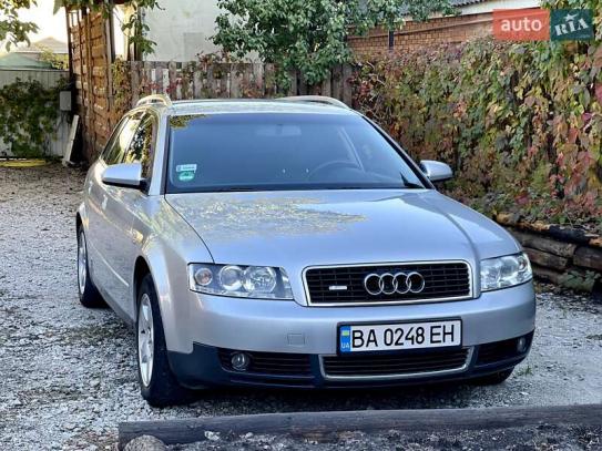 Audi A4 2002г. в рассрочку