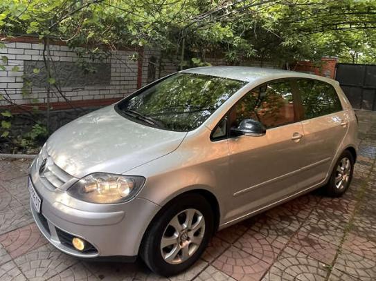Volkswagen Golf plus
                       2007г. в рассрочку