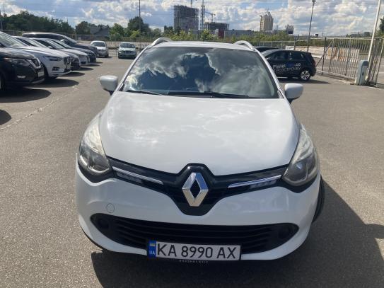 Renault Clio                            2015г. в рассрочку