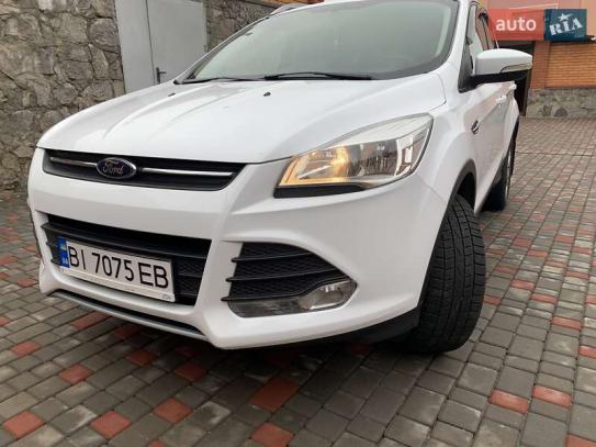 Ford Kuga 2013р. у розстрочку