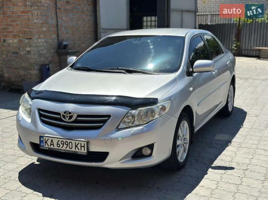 Toyota Corolla                         2008г. в рассрочку
