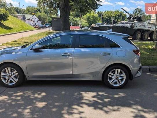 Kia Ceed
                            2019г. в рассрочку