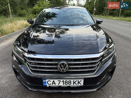 Volkswagen Passat
                          2021г. в рассрочку