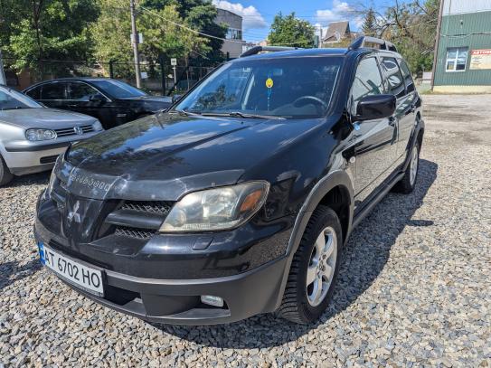 Mitsubishi Outlander                       2003г. в рассрочку