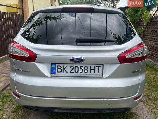 Ford Mondeo                          2013г. в рассрочку
