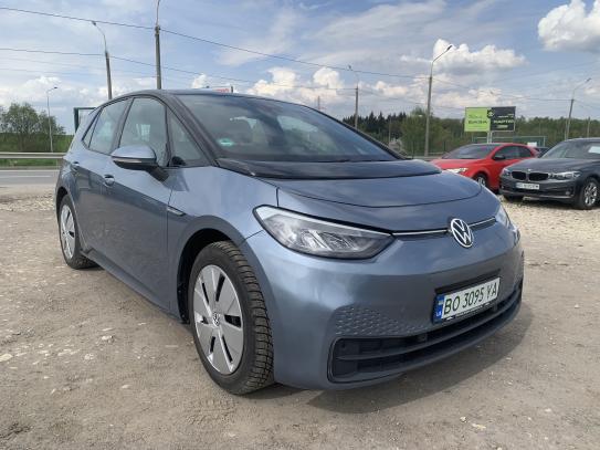 Volkswagen Id.3
                            2021г. в рассрочку