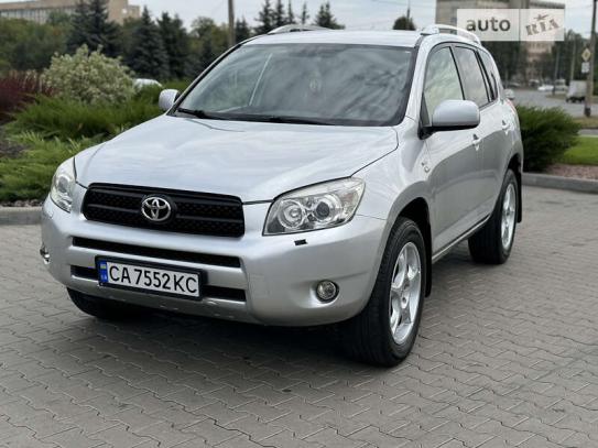 Toyota Rav4 2007р. у розстрочку