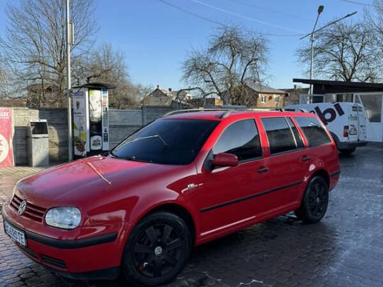 Volkswagen Golf                            2004г. в рассрочку