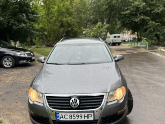 Volkswagen Passat variant
                  2005г. в рассрочку