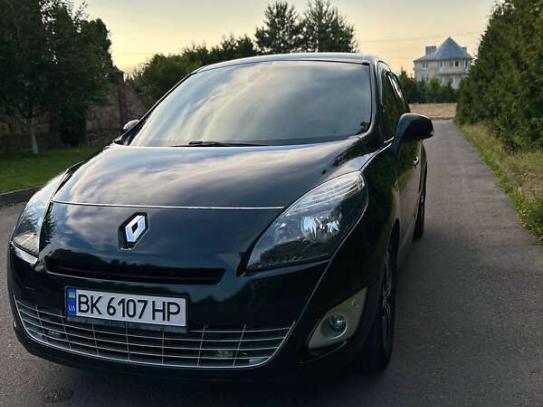 Renault Scenic 2011 in Raten