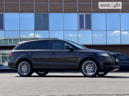 Audi Q7 2010г. в рассрочку