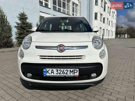 Fiat 500l                            2015г. в рассрочку