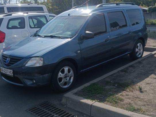 Dacia Logan
                           2008г. в рассрочку