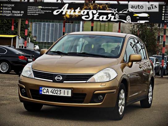 Nissan Tiida 2008р. у розстрочку