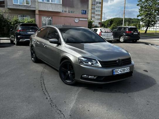 Volkswagen Passat
                          2012г. в рассрочку
