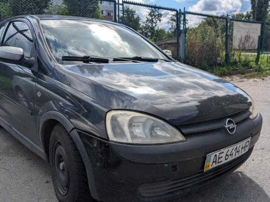 Opel Corsa 2003г. в рассрочку