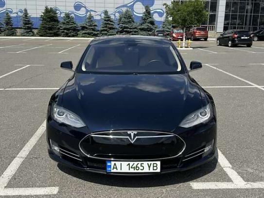 Tesla Model s 2013р. у розстрочку