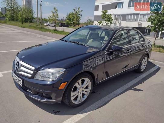 Mercedes-benz C-class
                         2011г. в рассрочку