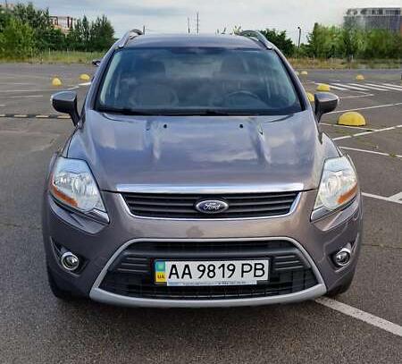 Ford Kuga
                            2012г. в рассрочку