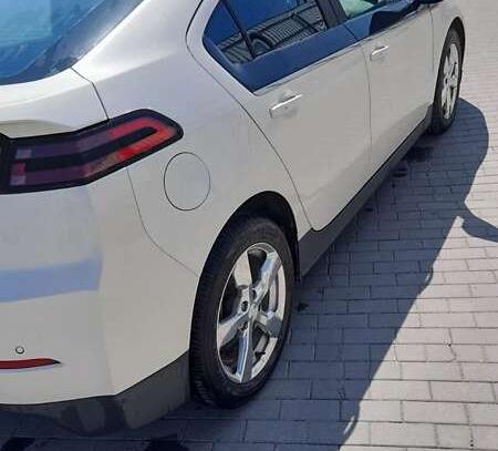 Chevrolet Volt 2011г. в рассрочку