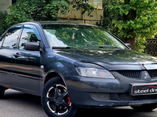 Mitsubishi Lancer                          2003г. в рассрочку