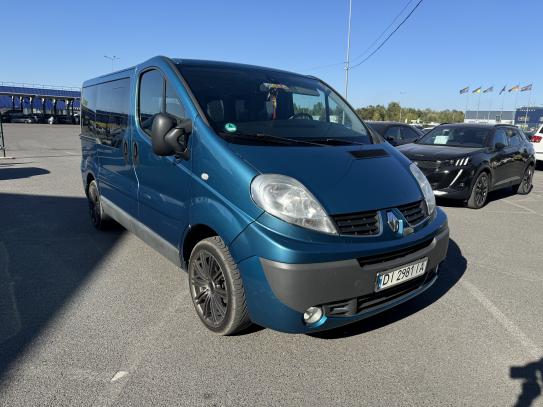 Renault Trafic 2009г. в рассрочку