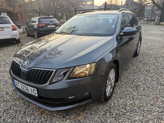 Skoda Octavia 2017г. в рассрочку