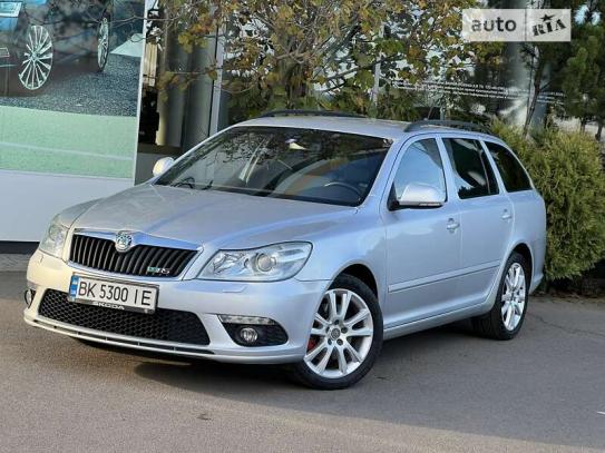 Skoda Octavia                         2010г. в рассрочку