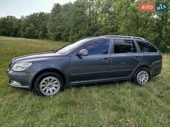 Skoda Octavia                         2011г. в рассрочку
