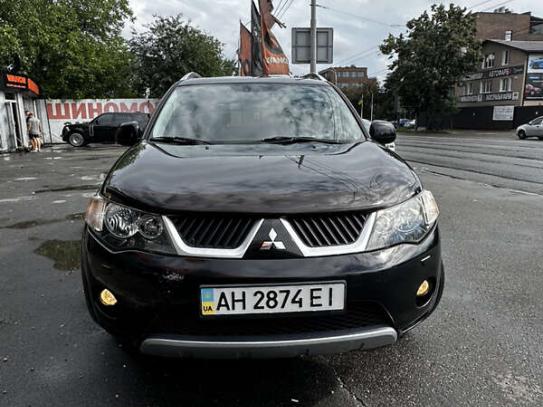 Mitsubishi Outlander xl 2008р. у розстрочку