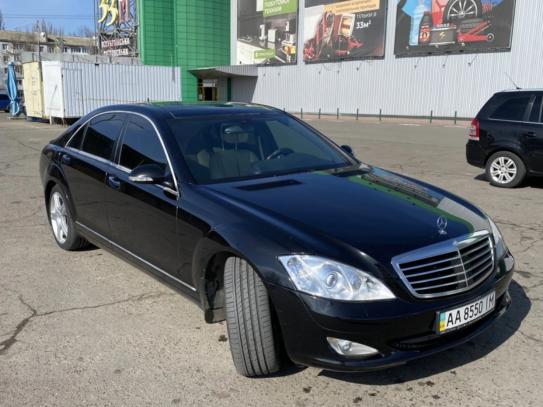 Mercedes-benz S                               2006г. в рассрочку