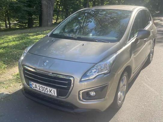 Peugeot 3008 2015р. у розстрочку