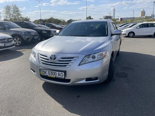 Toyota Camry 2006р. у розстрочку