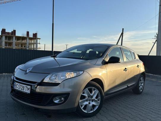 Renault Megane
                          2012г. в рассрочку