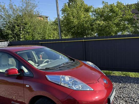Nissan Leaf                            2012г. в рассрочку