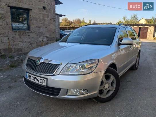 Skoda Octavia                         2012г. в рассрочку
