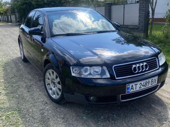 Audi A4                              2003г. в рассрочку