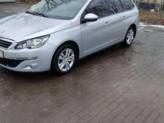 Peugeot 308
                             2015г. в рассрочку