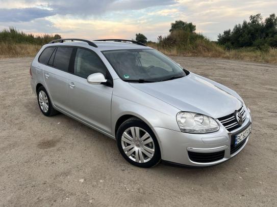 Volkswagen Golf
                            2007г. в рассрочку