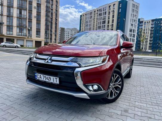 Mitsubishi Outlander
                       2015г. в рассрочку