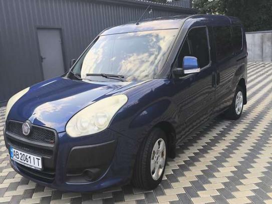 Fiat Doblo                           2011г. в рассрочку