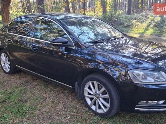 Volkswagen Passat                          2012г. в рассрочку