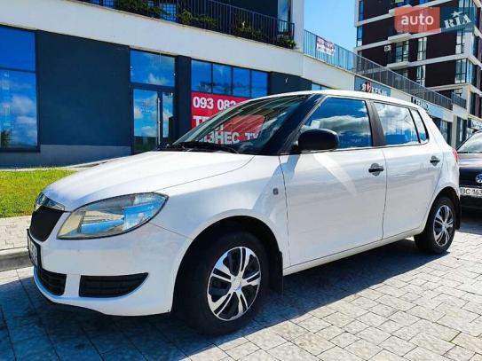 Skoda Fabia
                           2013г. в рассрочку
