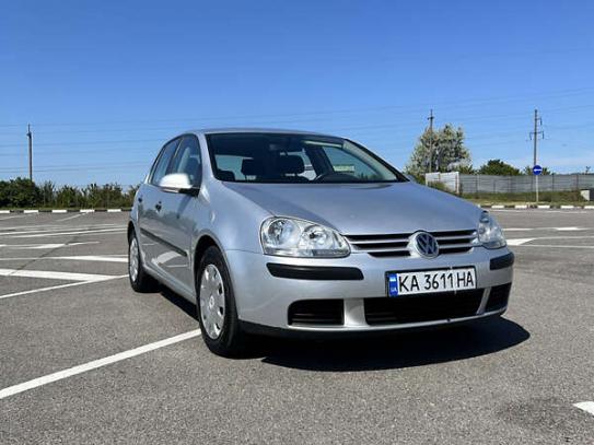 Volkswagen Golf
                            2005г. в рассрочку