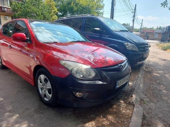 Hyundai I30                             2010г. в рассрочку