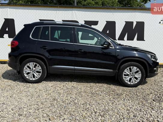 Volkswagen Tiguan                          2013г. в рассрочку