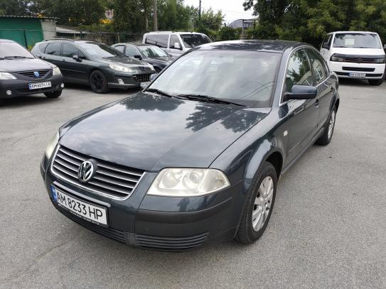 Volkswagen Passat 2001р. у розстрочку