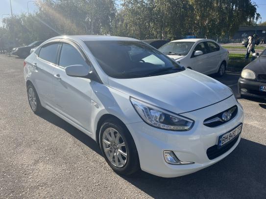 Hyundai Accent 2013р. у розстрочку