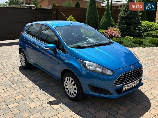 Ford Fiesta                          2013г. в рассрочку
